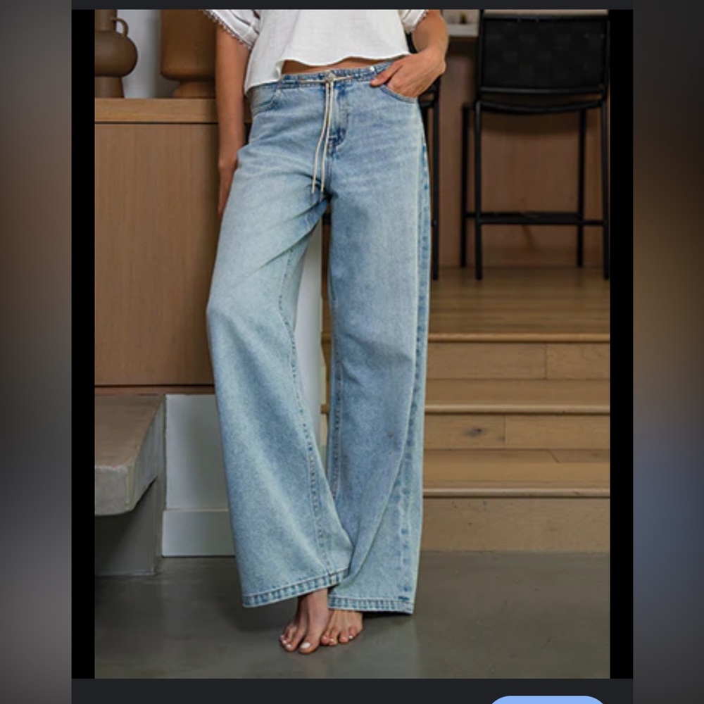 Light Blue Wide-Leg Women Jeans